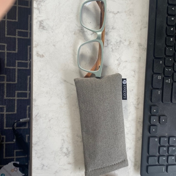 Peepers readers 1.25 mint green - Picture 2 of 4